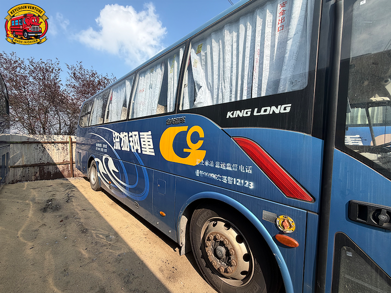 Tour Bus Kinglong XMQ6898.3