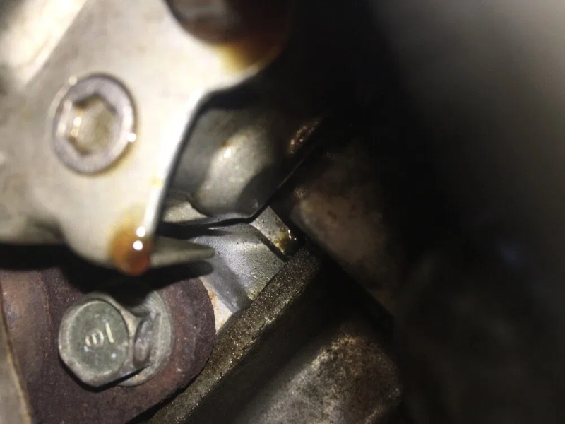 Small oil leak after replacement of VTEC Solenoid Gasket _ Honda CR-V Owners Club Forums