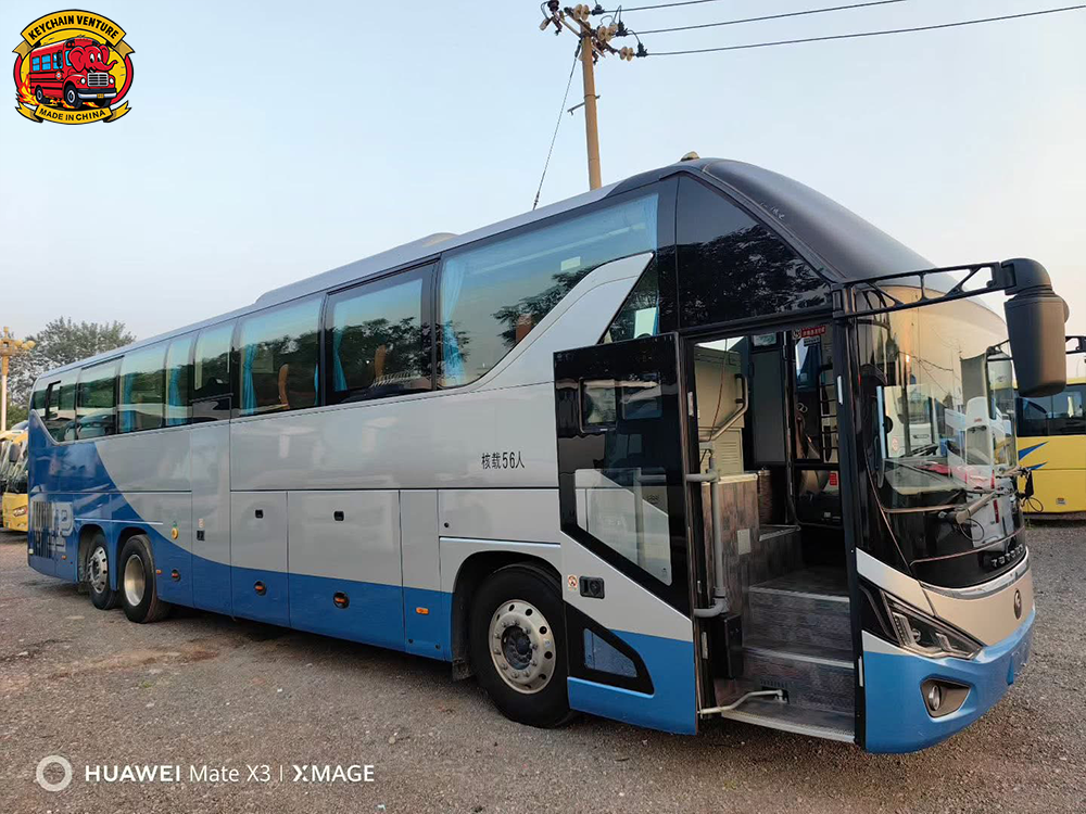 Luxury Bus and Coach Yutong ZK6137