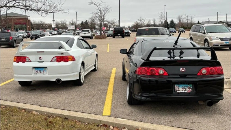 Dc5 Integra type r vs Acura RSX Type s(ultimate race) - YouTube Dc5 Integra type r vs Acura RSX Type s(ultimate race) - YouTube
