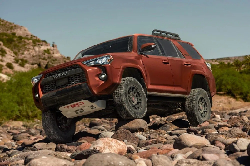 Toyota Sequoia vs Toyota 4Runner - CarGurus