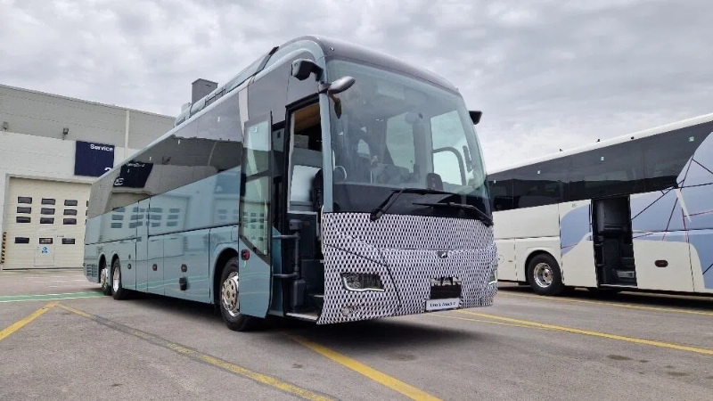 MAN pokazał swój pierwszy autokar elektryczny Lion's Coach 14 E. Premiera na Busworld 2025 - TransInfo