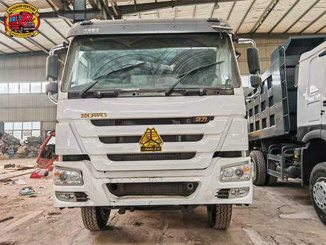 HOWO 8X4 371HP