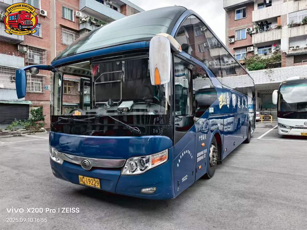 City Coach Bus Yutong ZK6122