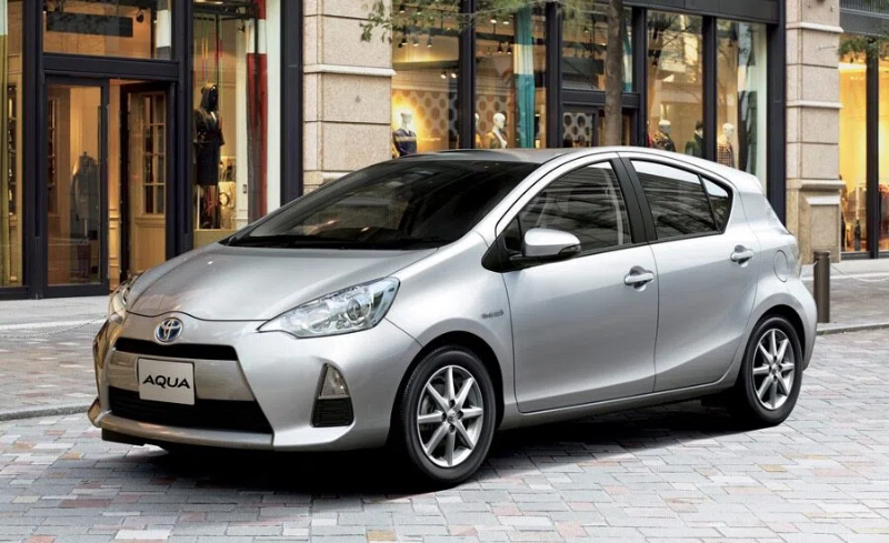 Electric Vehicle News Toyota Launch Prius C 'Aqua' Hybrid in Japan