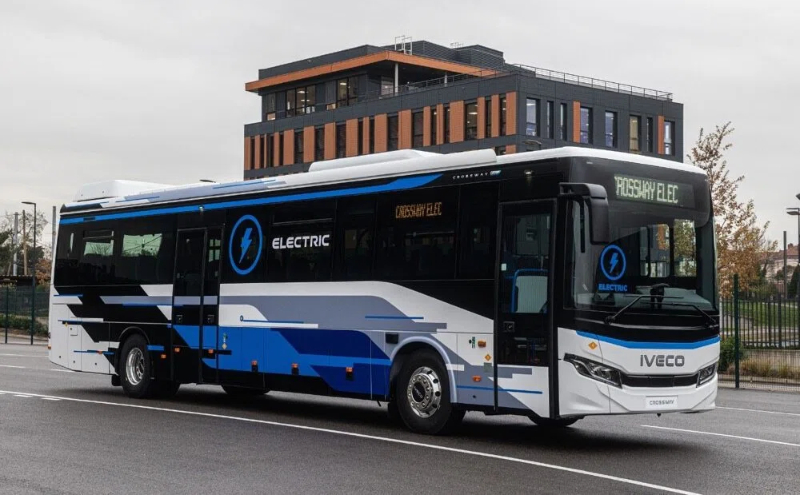 Iveco Bus launches the Crossway electric high-floor