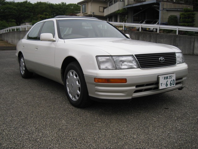 Featured Cars - Lexus - LS - 1995 Toyota Celsior Lexus LS400 (ref 1005)
