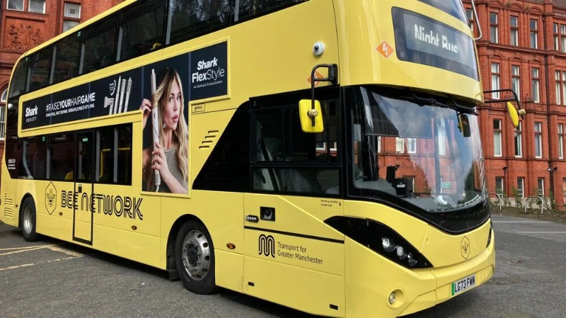 All-night buses hailed 'a game changer' for Manchester - BBC News