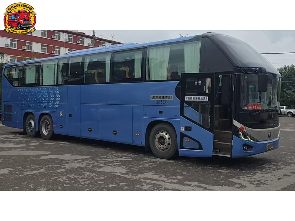 Yutong ZK6137 Blue1