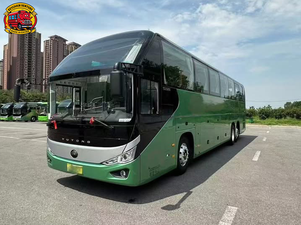Yutong ZK6137 Green