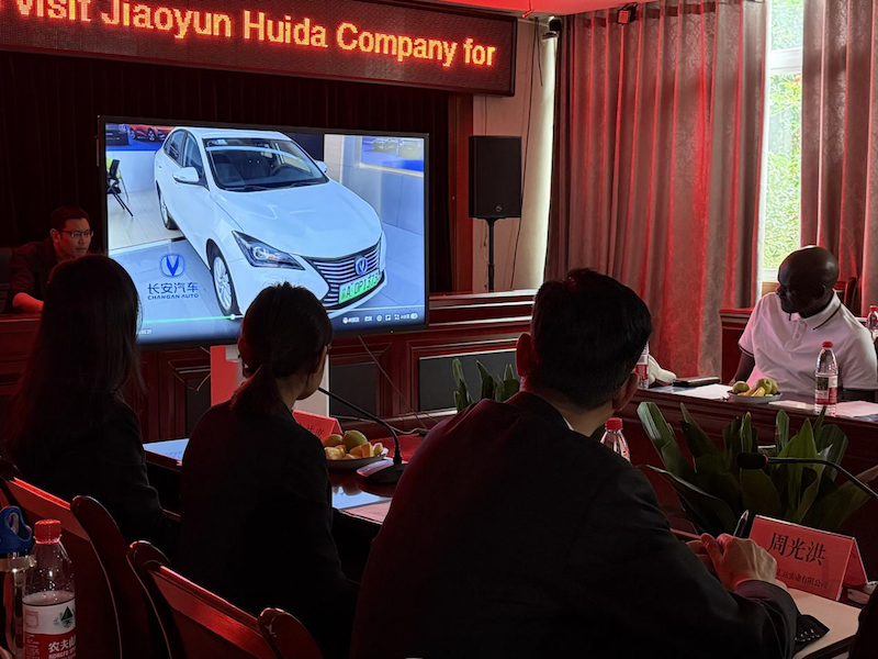 Gambia Trade Facilitation Delegation Explores Chongqing4