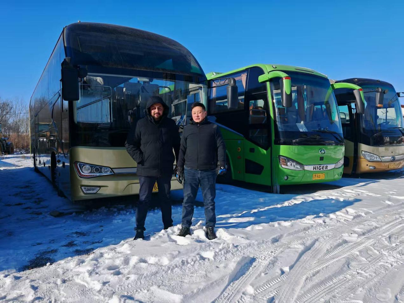 A Joyful Bus Journey with Our Saudi Friends1