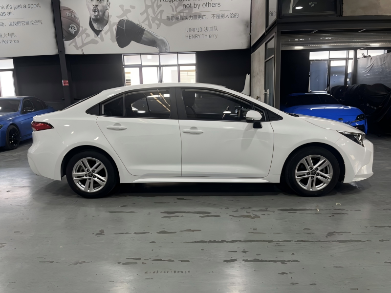 Export of Second Hand Toyota Levin hybrid vehicles