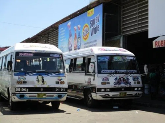 Japanese wheelchair traveler _ photo _ Suriname