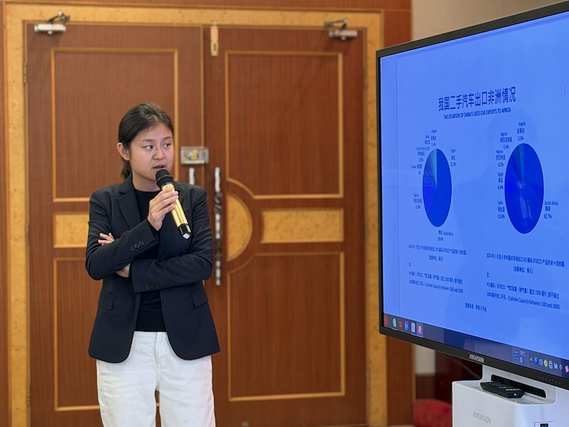 Gambia Trade Facilitation Delegation Explores Chongqing5