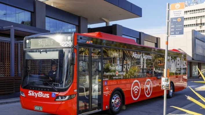 National Express Adds 9,000 Extra Seats Over August Bank Holiday